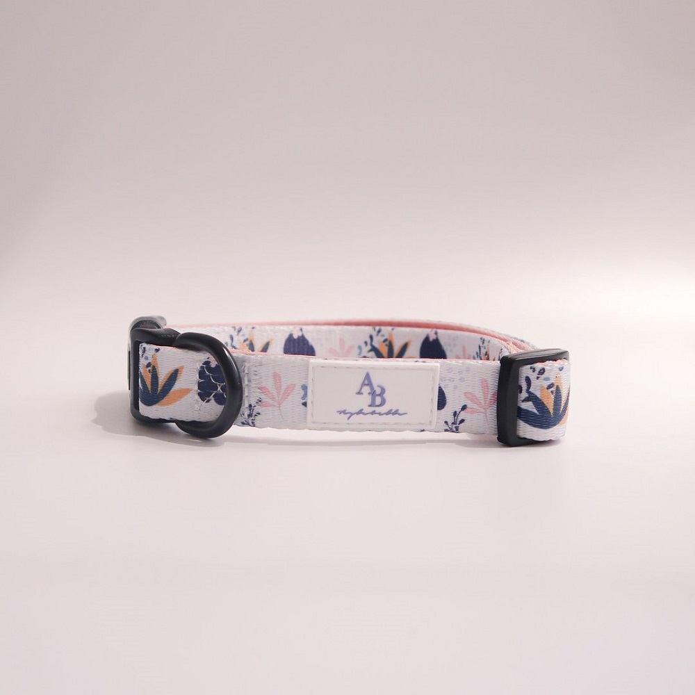 Aylabella Botanicals Dog Collar